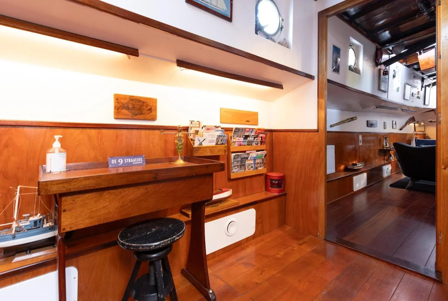 Botel Anna Houseboat Hotel Amsterdam Netherlands